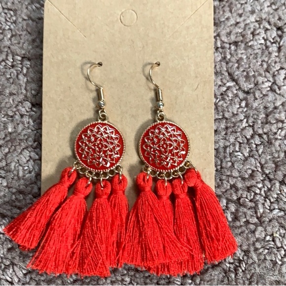 Earring bundle - Picture 4 of 4